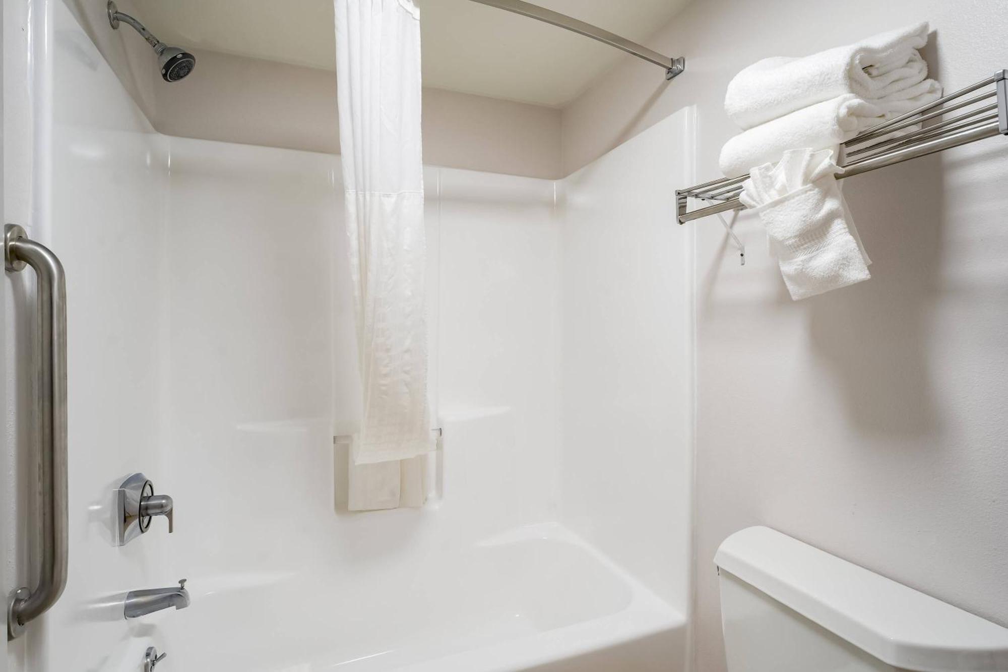 Comfort Vegas Inn
