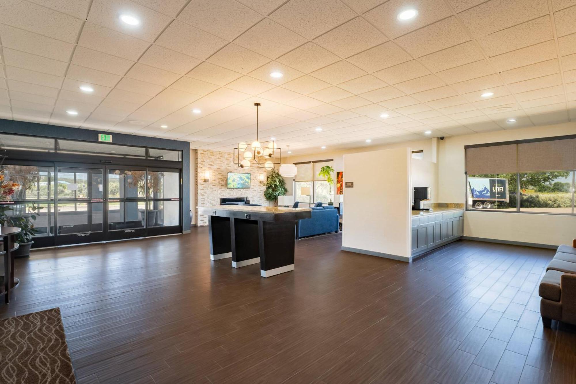 Inn Comfort Vegas New Mexico 2*